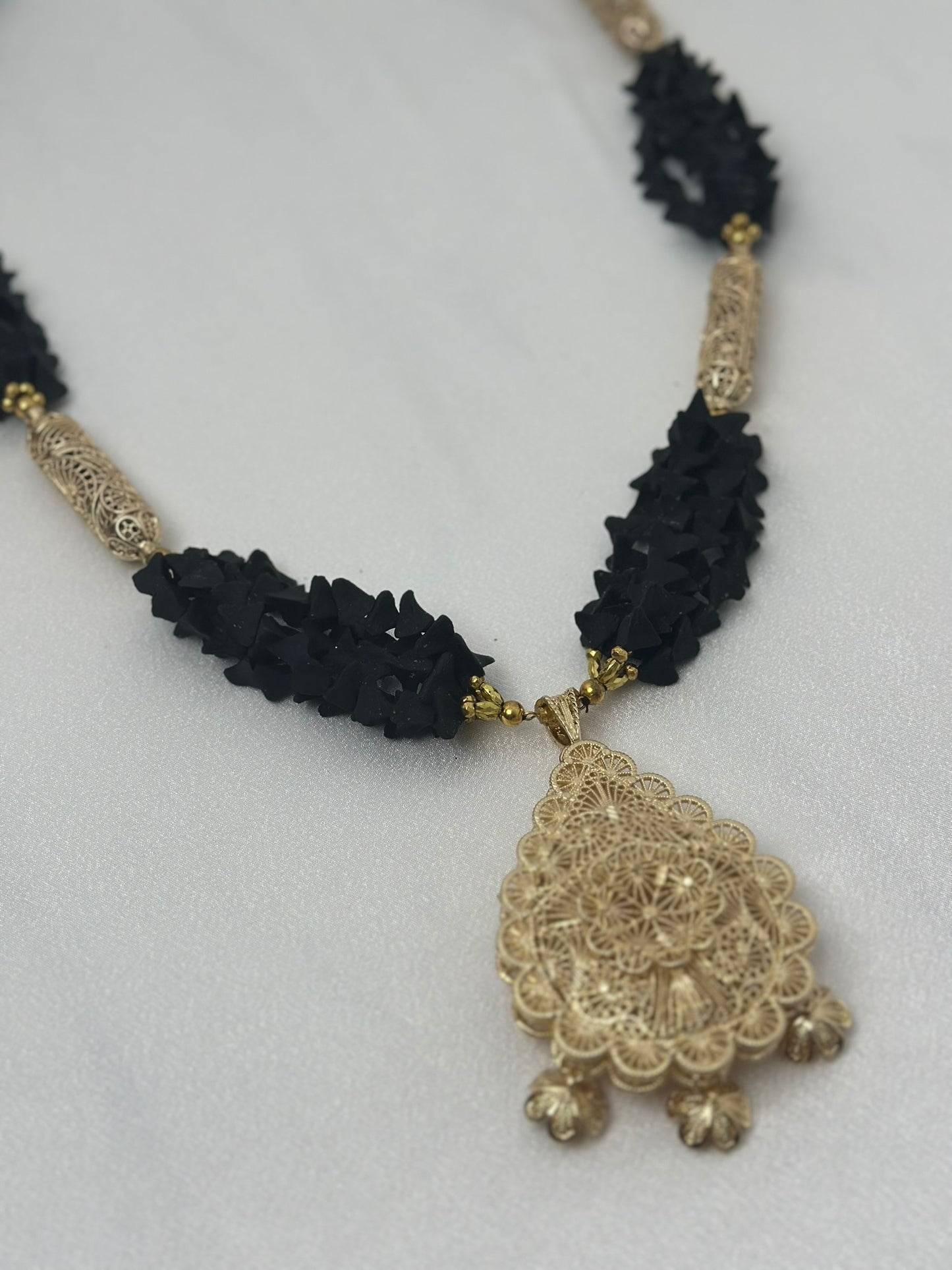 Collier Skhab noir